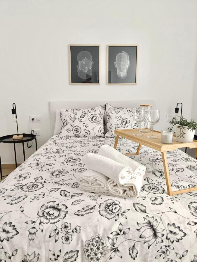 Sherry Suites IV Apartamentos Parking Gratuito Jerez de la Frontera Bagian luar foto
